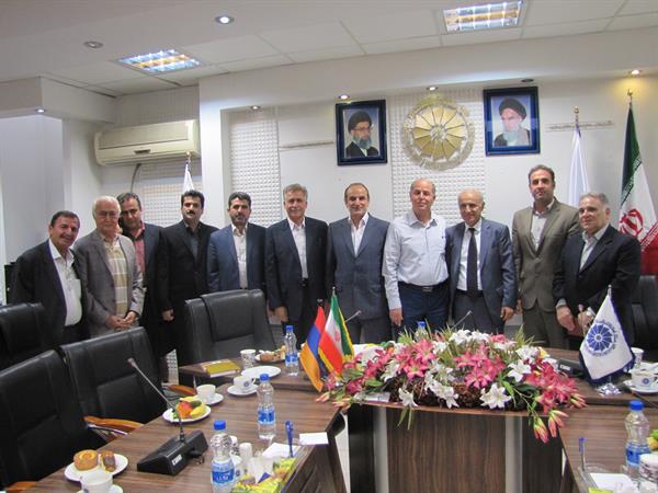 در دیدار سفیر ارمنستان از استان قزوین مطرح شد: توسعه ارتباطات از طریق فیبر نوری و ترانزیت پهنای باند، زمینه همکاری مشترک دو کشور