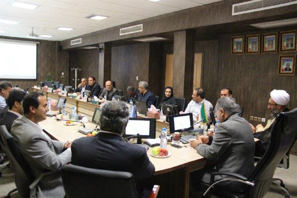 تقاهم نامه همکاری بین پیشگامان ایساتیس ارتباطات کاسپین و دانشگاه بین المللی امام خمینی (ره) قزوین