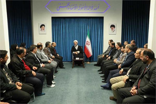 ارتباطات، لازمه پیشرفت امور دنیوی و اخروی هر جامعه‌ای است