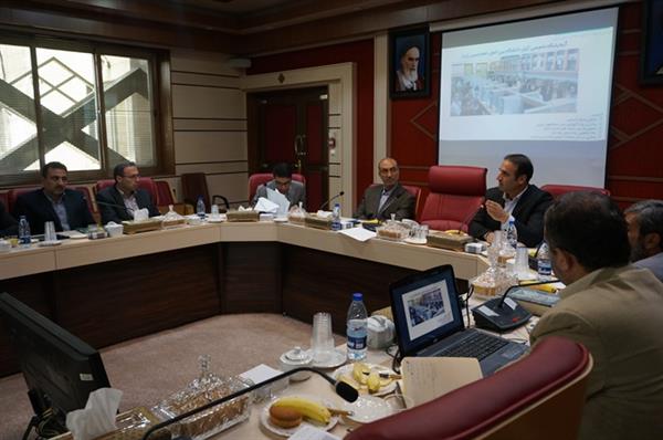 واگذاری خدمات به دفاتر پیشخوان و دفاتر ICT در جلسه کارگروه توسعه دولت الکترونیک بررسی شد