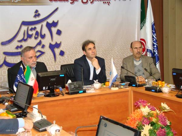 با حضور معاون سیاسی امنیتی استانداری جشن گرامیداشت سی و هفتمین سالگرد پیروزی انقلاب اسلامی در اداره کل ارتباطات و فناوری اطلاعات استان برگزار گردید