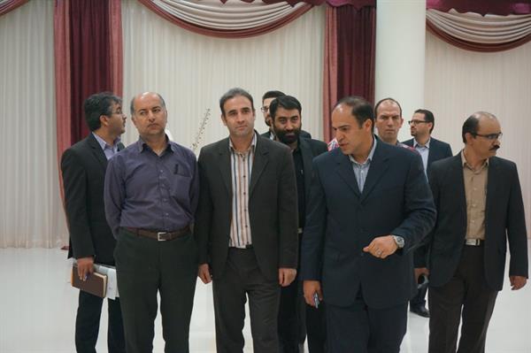 جلسه بررسی پتانسیل های مرکز رشد دانشگاه آزاد اسلامی قزوین جهت راه اندازی مرکز شکل گیری استارت آپ