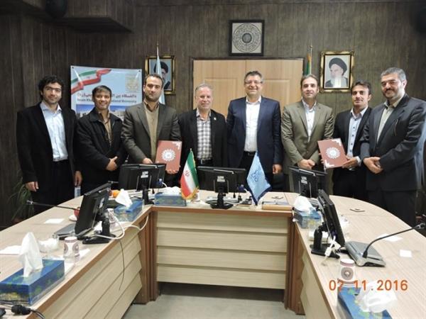 امضا تفاهم نامه راه اندازی مرکز شتابدهی نوآوری استان
