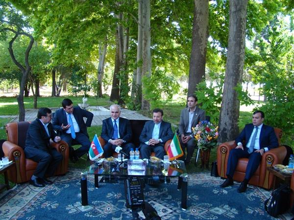 وزیر ارتباطات و وزیر اقتصاد آذربایجان درقزوین : راه آهن قزوین – رشت با 92 درصد پیشرفت فیزیکی در حال اجراست