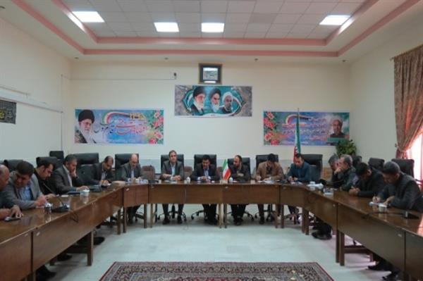 بررسی وضعیت ارتباطی شهرستان آوج با حضور مدیر کل ارتباطات و فناوری اطلاعات استان قزوین و مسئولین شهرستان