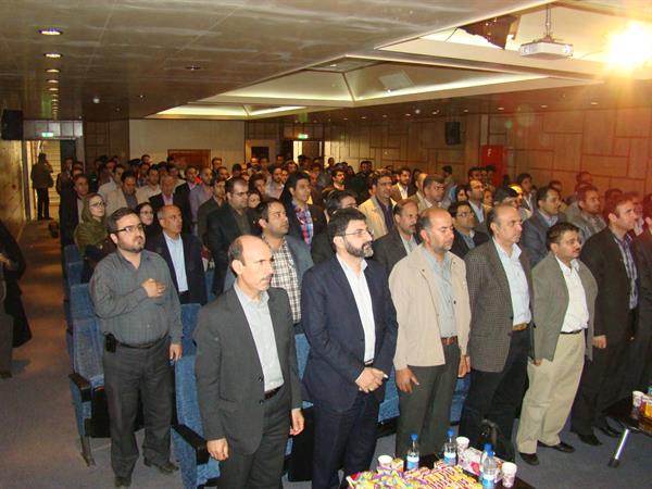 مراسم افتتاحیه چهارمین نمایشگاه الکامپ در استان با حضور مسئولین سازمان فناوری و اداره کل ارتباطات و فناوری اطلاعات استان قزوین