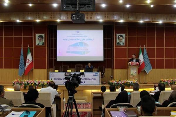 توسعه زیرساخت‌های ارتباطی در مناطق گردشگری استان قزوین